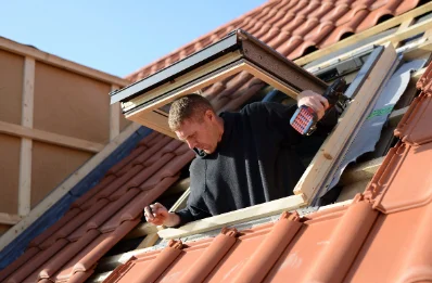 Pose de fenêtres de toit Velux à Mantet